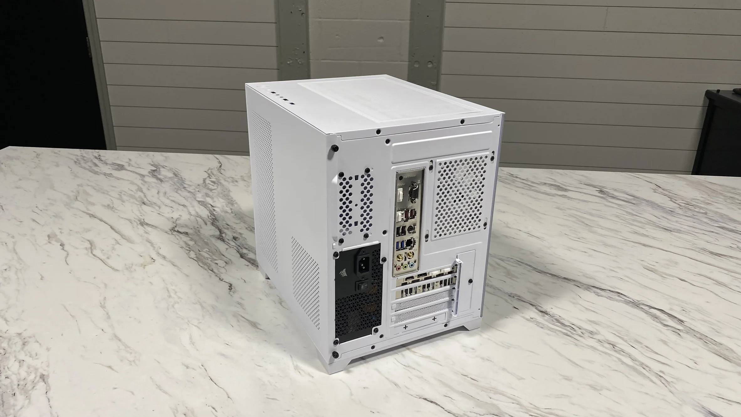 STAKPC 4060 Gaming (White) 3 STAKPC 4060 Gaming (White)